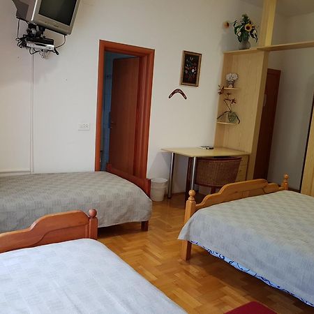 Prenociste Klas Pleternica Zimmer foto