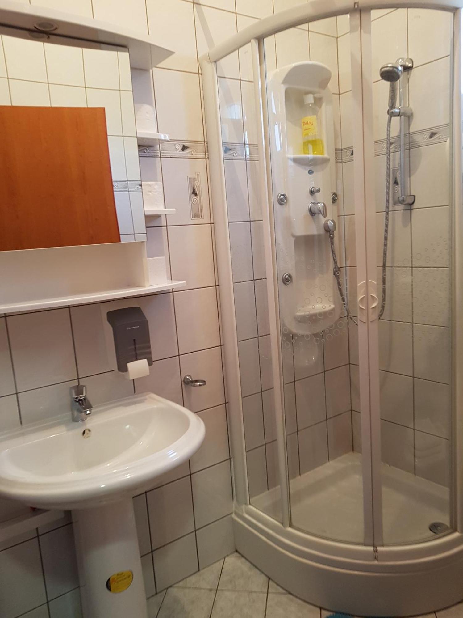 Prenociste Klas Pleternica Zimmer foto