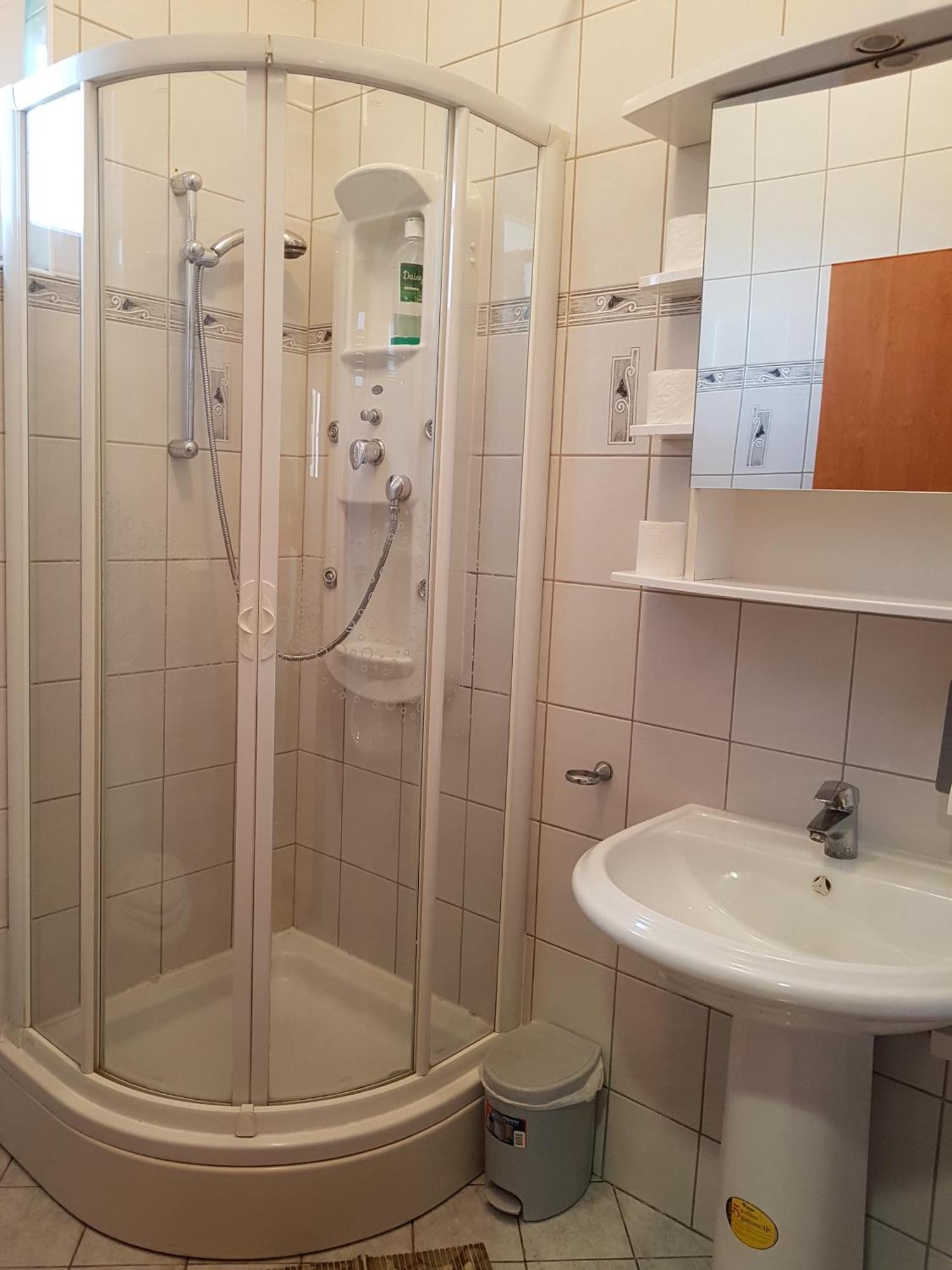 Prenociste Klas Pleternica Zimmer foto